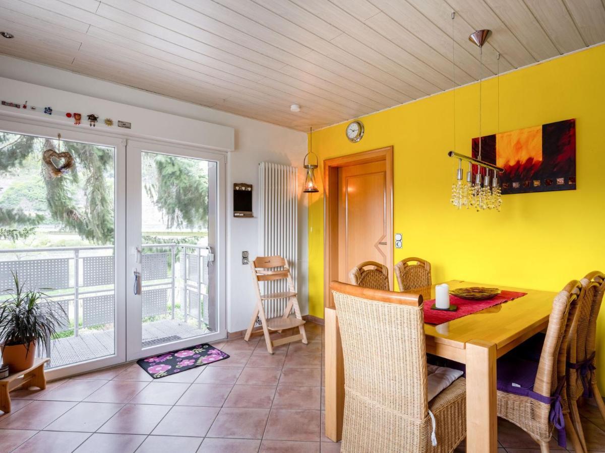 Restful Apartment In Neumagen Near River Moselle Екстериор снимка