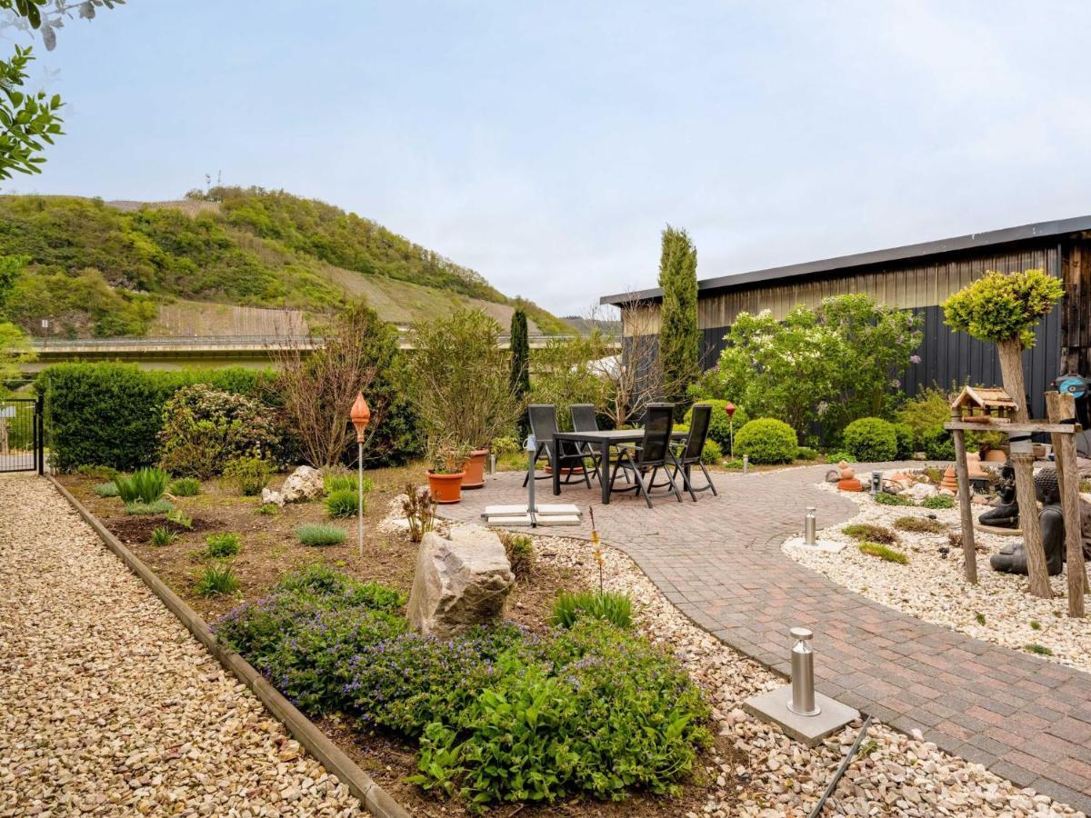 Restful Apartment In Neumagen Near River Moselle Екстериор снимка