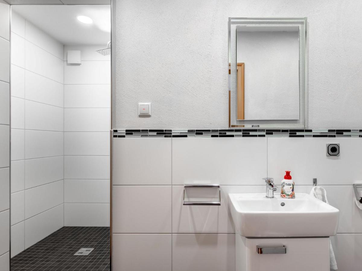 Restful Apartment In Neumagen Near River Moselle Екстериор снимка