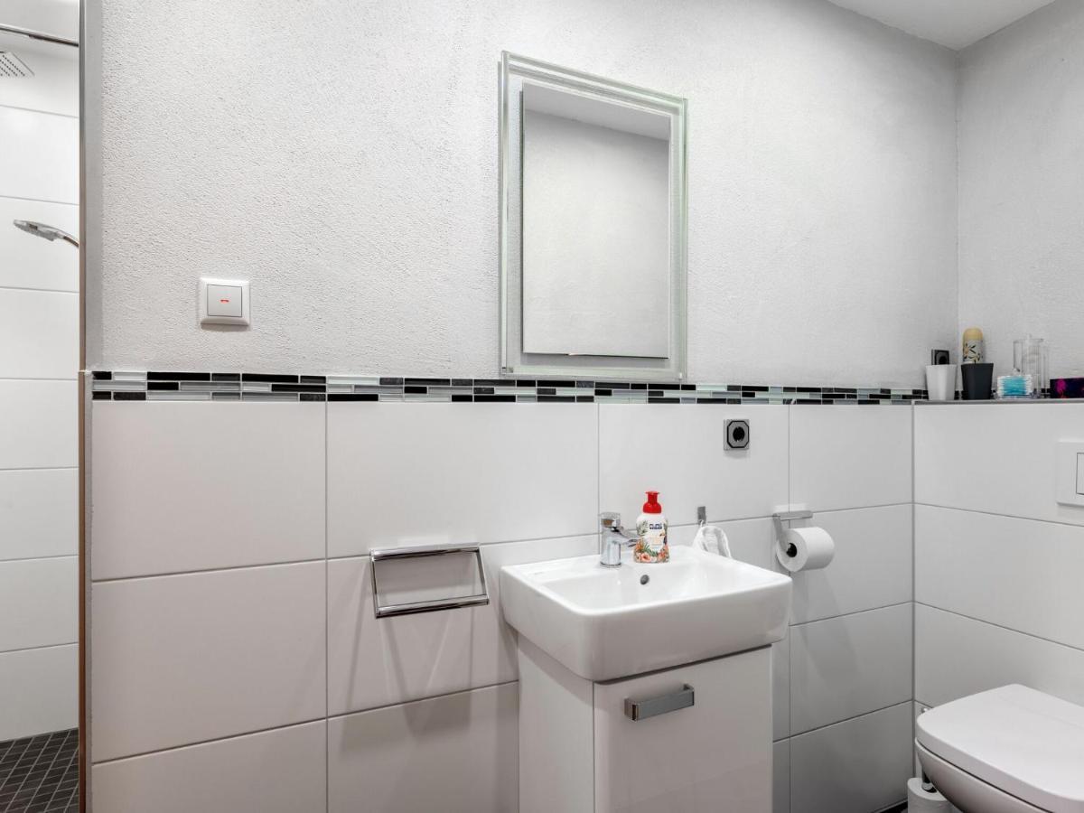 Restful Apartment In Neumagen Near River Moselle Екстериор снимка